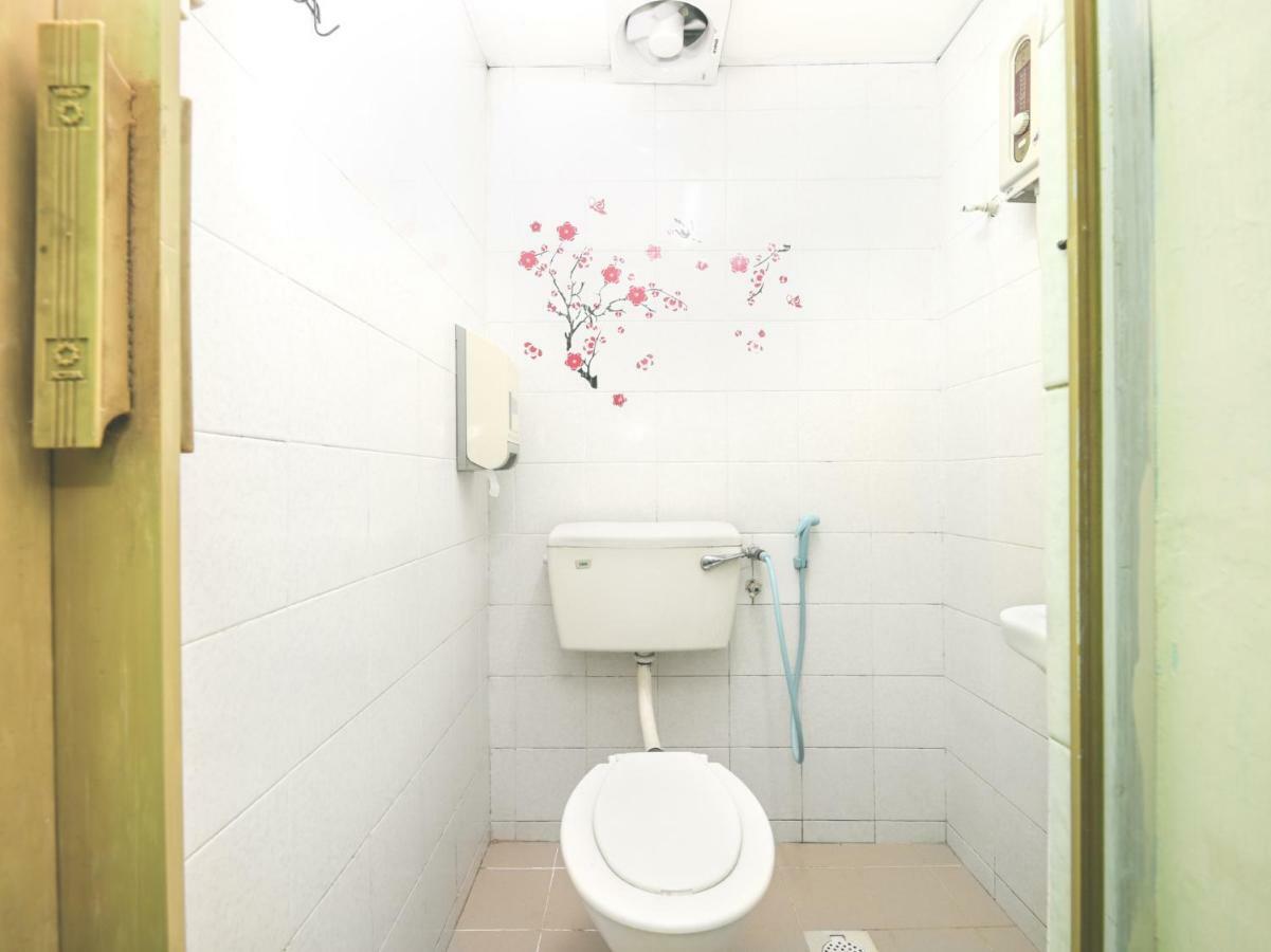 Oyo 538 A&N Hotel Bukit Damansara Buitenkant foto